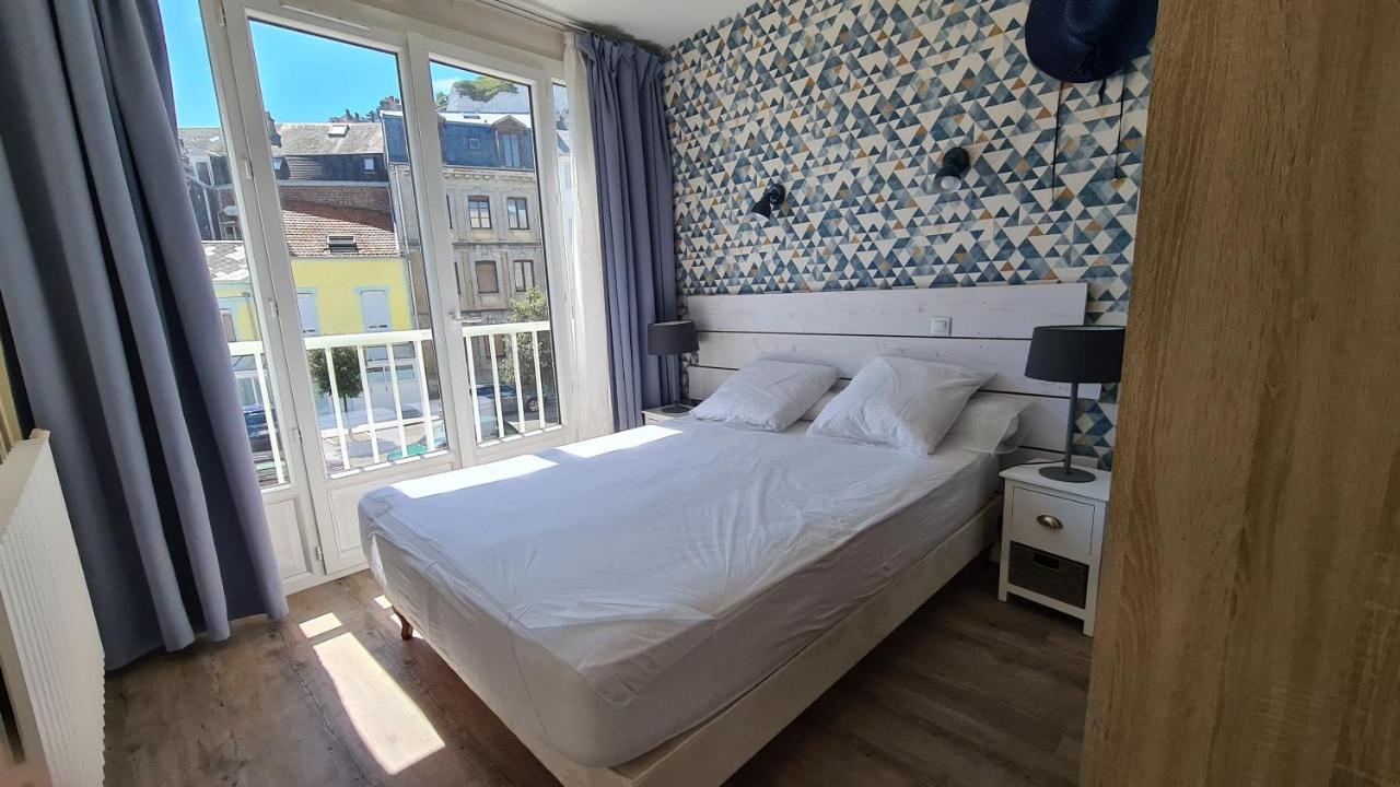 Residence Du Bord De Mer 9 Appartements Avec Une Vraie Vue Mer Le Treport Exterior photo